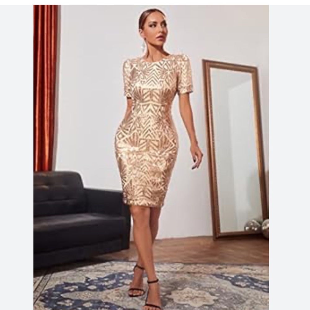 Shein Woman’s Gold Sequin Midi Dress. Size Large.